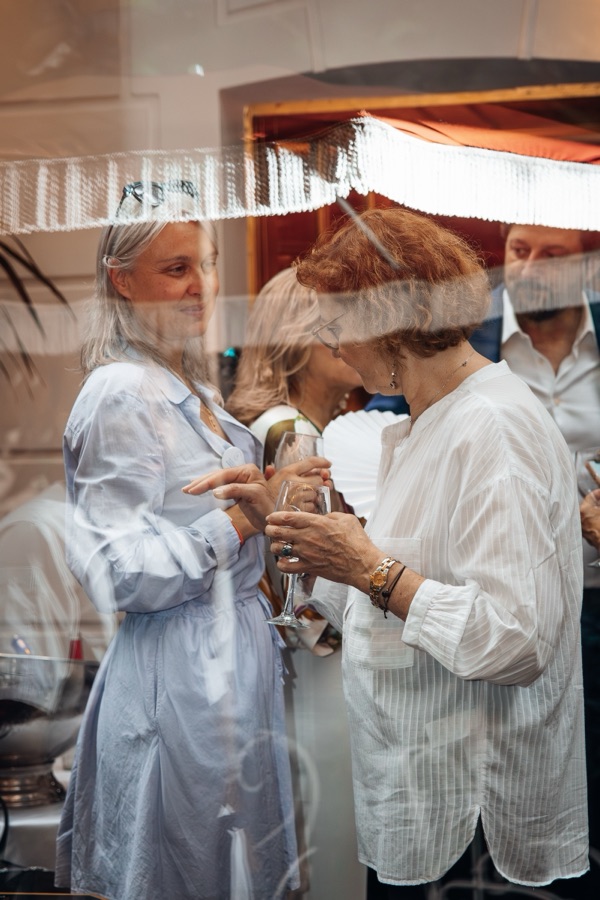 Société Française des Parfumeurs 059 — Société Française des Parfumeurs, par Hugo Gruter